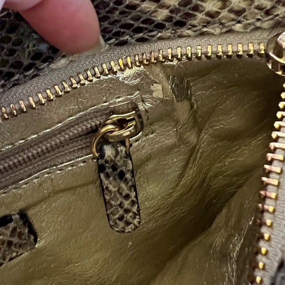 Michael Kors MK Women's Python Snakeskin Clutch Purse - Picture 6 of 8